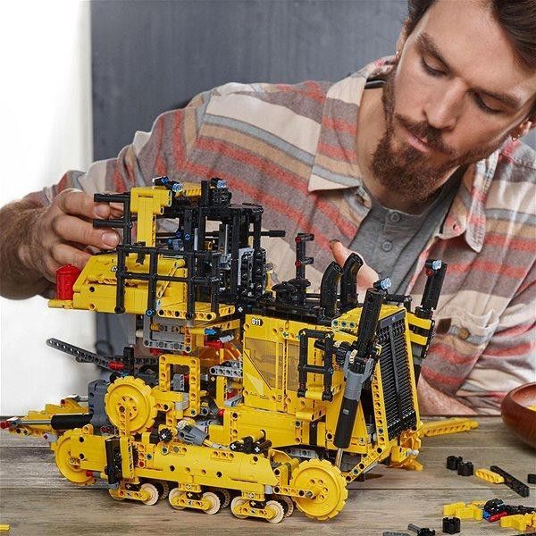 Авто-конструктор LEGO Бульдозер Cat D11 с Д/У (42131) 23370511 фото