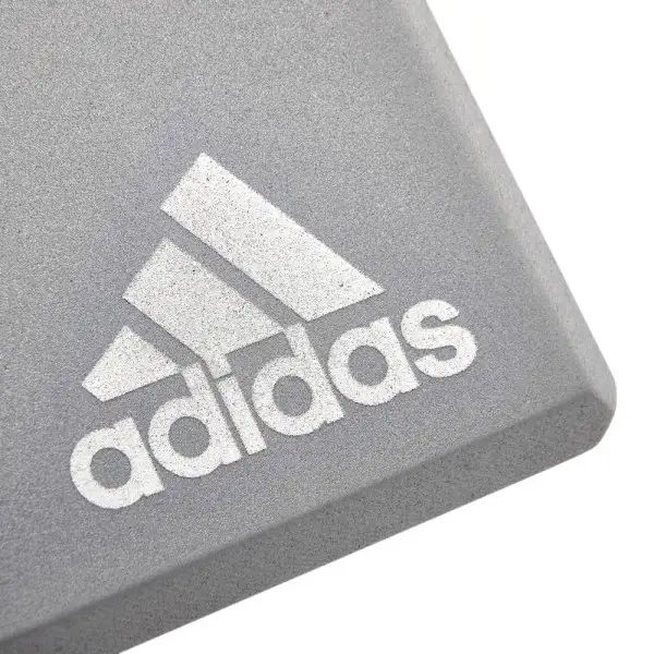 Блок для йоги Adidas Yoga Block сірий Уні 22.8x15.2x7.6 см ADYG-20100FOAM фото