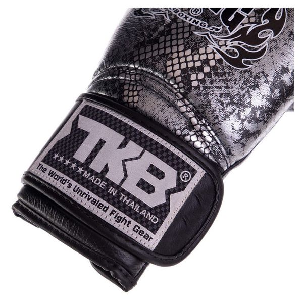 Боксерські рукавички шкіряні Top King Boxing Super Snake TKBGSS-0218oz Чорно-срібний (37551023) 2817752 фото