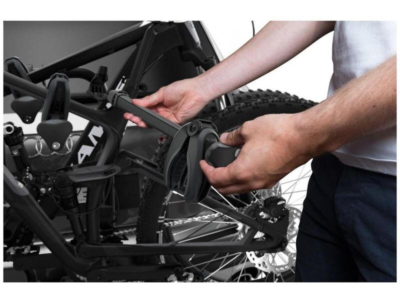 Велокріплення на фаркоп для 3-х велосипедів Thule EasyFold XT 3B 13pin Black TH934101 2387678 фото