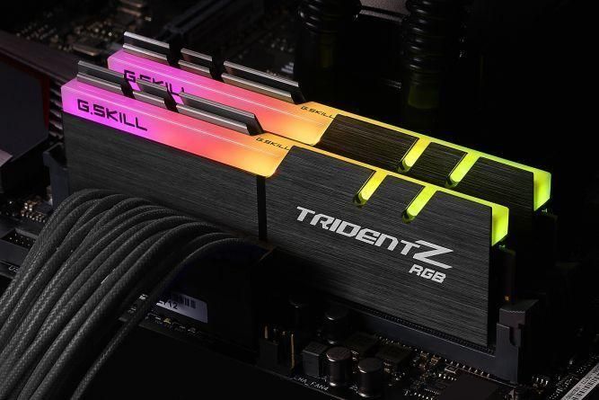 Пам'ять для настільних комп'ютерів G.Skill 32 GB (2x16GB) DDR4 3200 MHz Trident Z RGB For AMD (F4-3200C16D-32GTZRX) 338976 фото